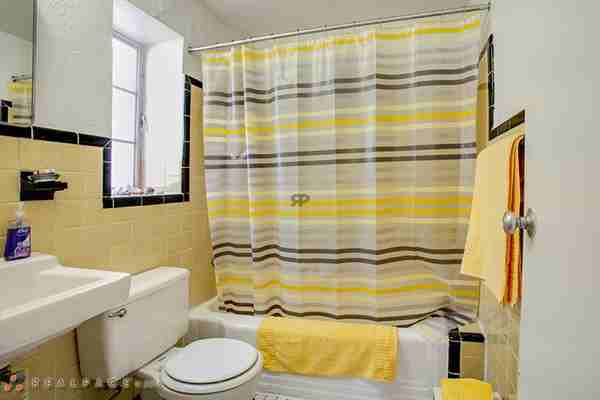 Lake Ivanhoe Shores - Photo 3 of 20