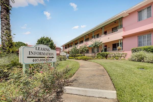 Lake Ivanhoe Shores - Photo 2 of 20