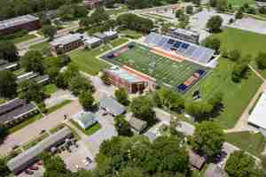 featured image of 120 Moody St