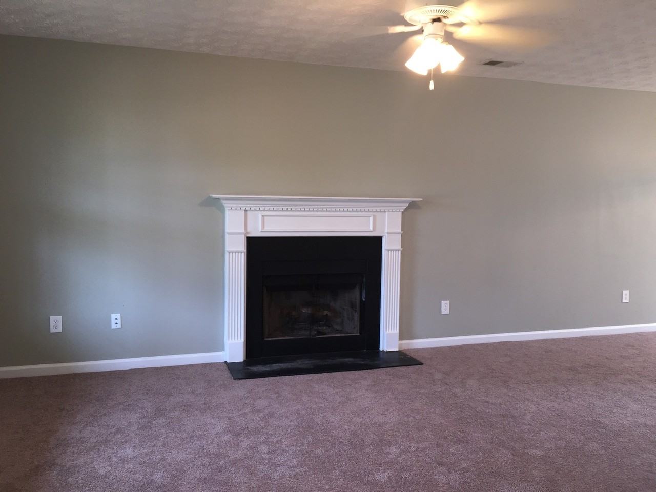 126 Potomac Dr - Photo 5 of 16