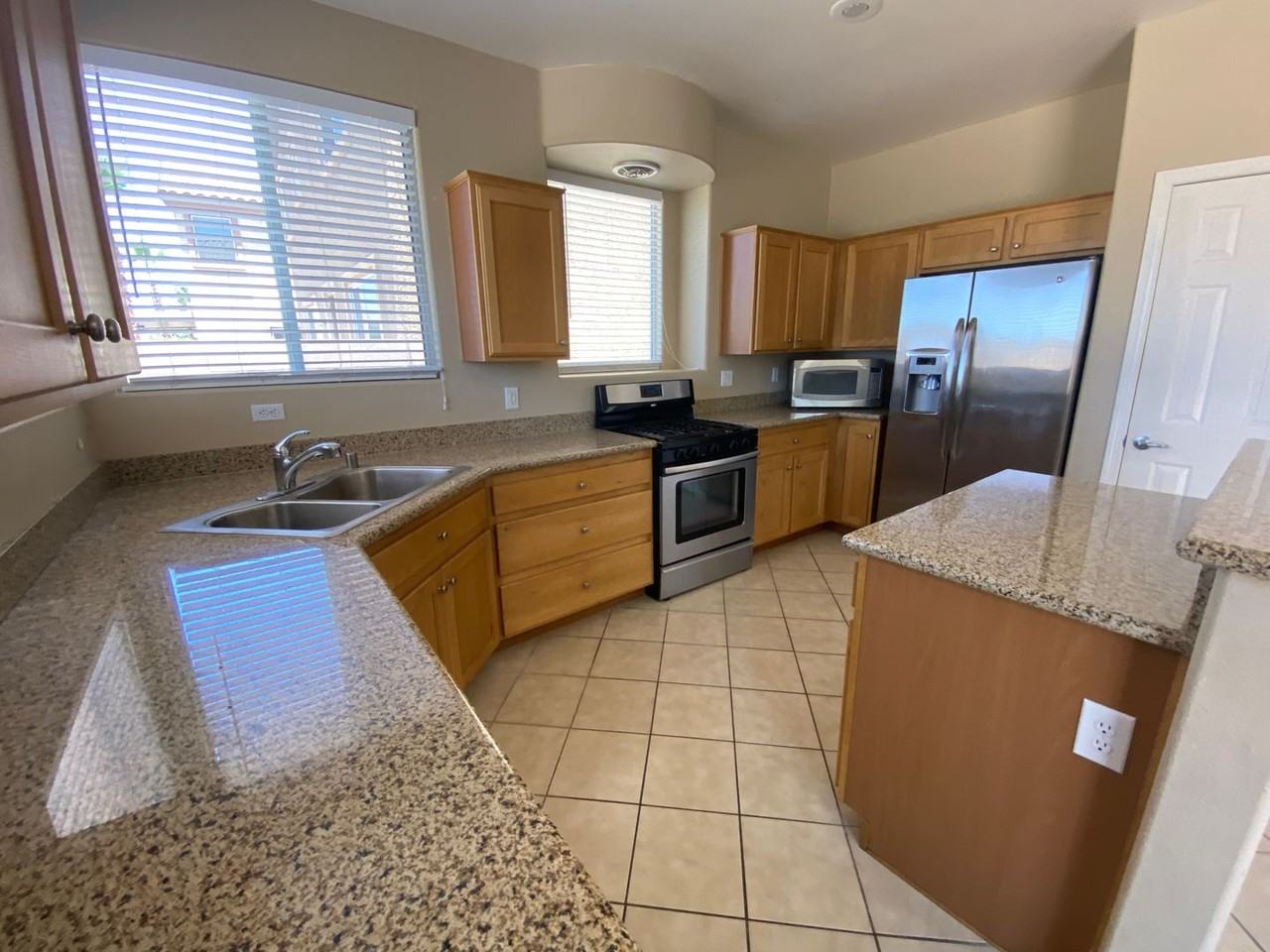489 Foster Springs Rd - Photo 5 of 29