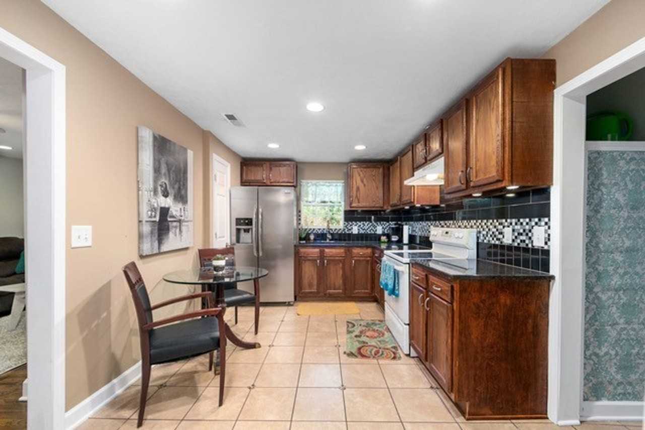 2503 Meharry Blvd - Photo 5 of 20
