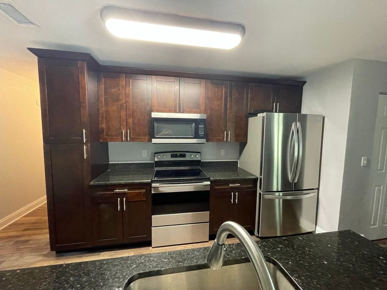 5309 Grace St E - Photo 3 of 18