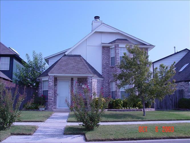 2514 Lakecrest Dr