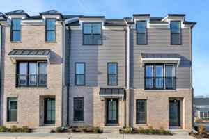 featured image of 449 Fennel Rd