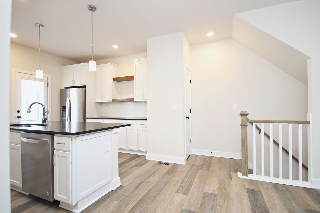 449 Fennel Rd - Photo 7 of 27