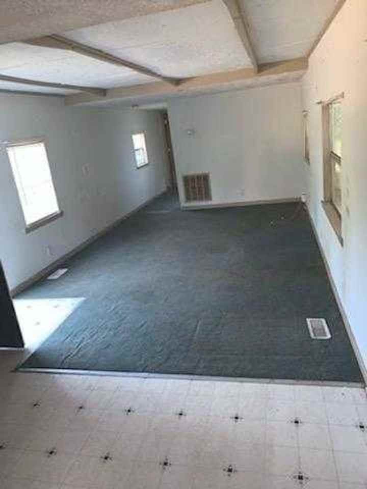 6061 Arianna Ln - Photo 3 of 6