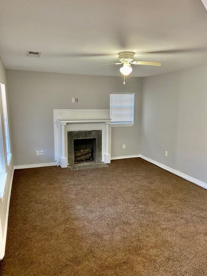 1432 20th St - Photo 6 of 16