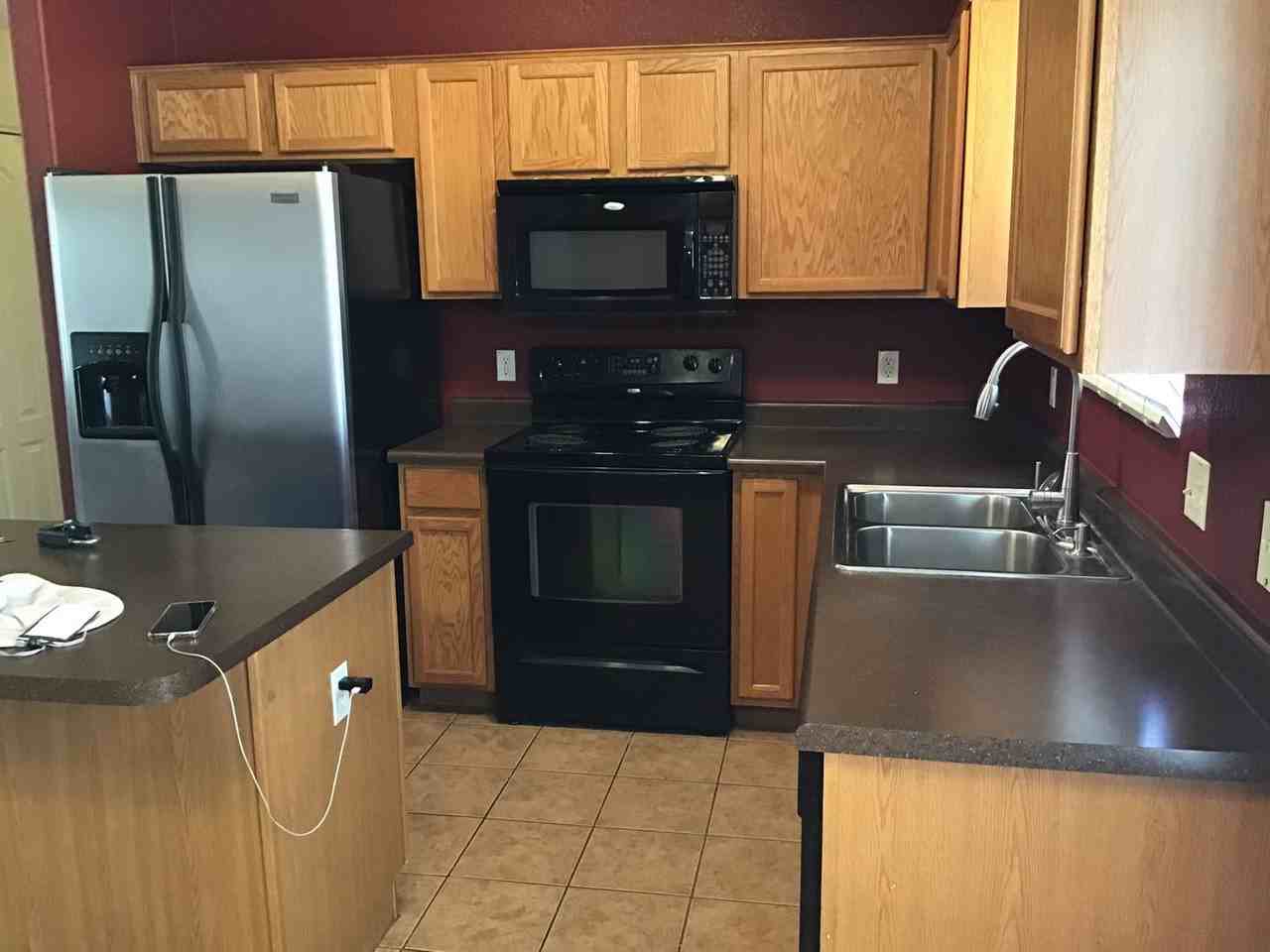 7826 S Sentinal Stone Dr - Photo 3 of 35