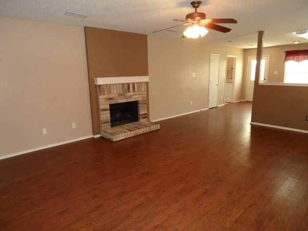 5225 Newcastle Ln - Photo 2 of 13