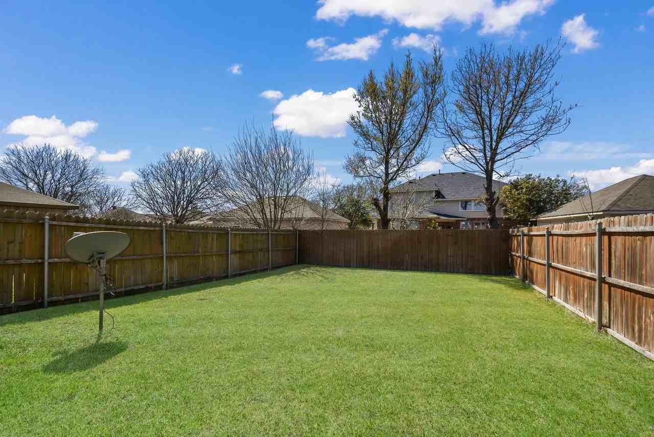 1420B Muirfield Bend Dr - Photo 4 of 28