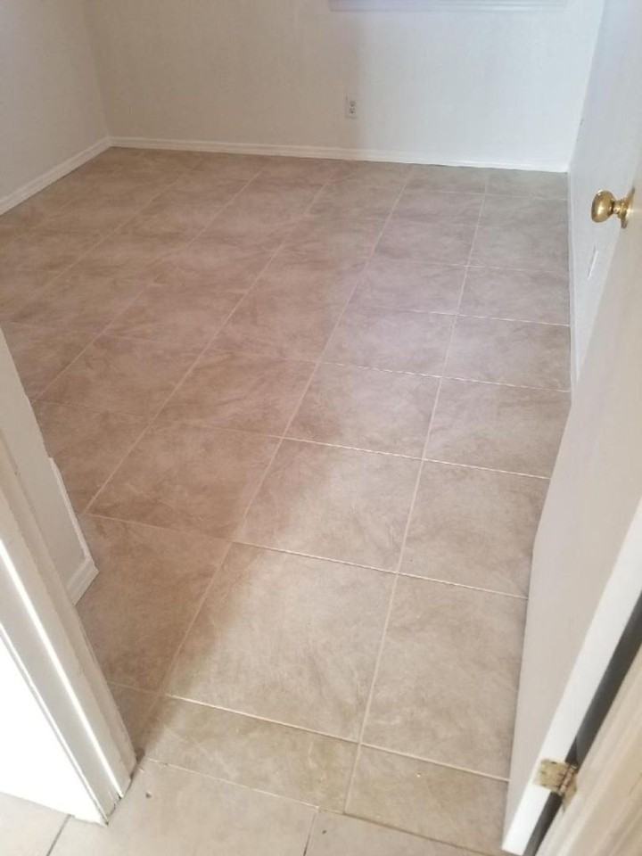 2433 Tierra Rica Way - Photo 3 of 10