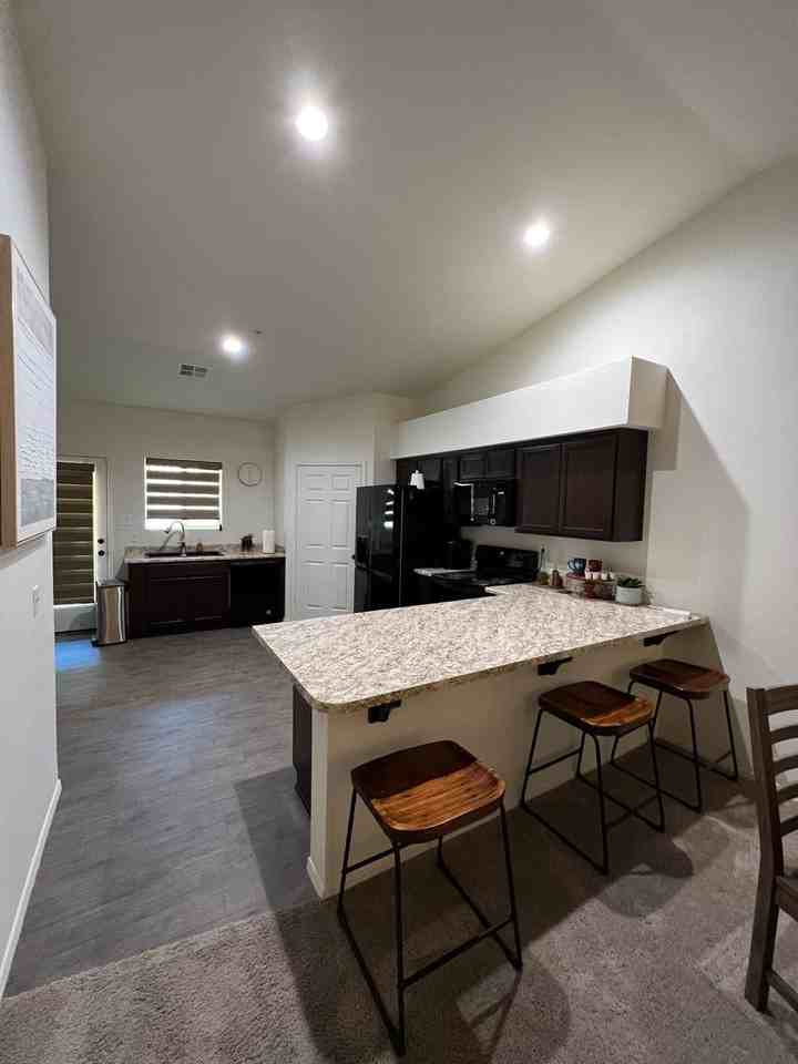7387 E 37th Pl - Photo 5 of 20