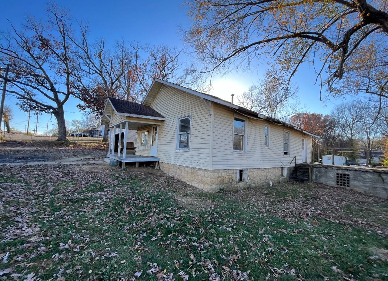 1101 East St - Photo 3 of 13