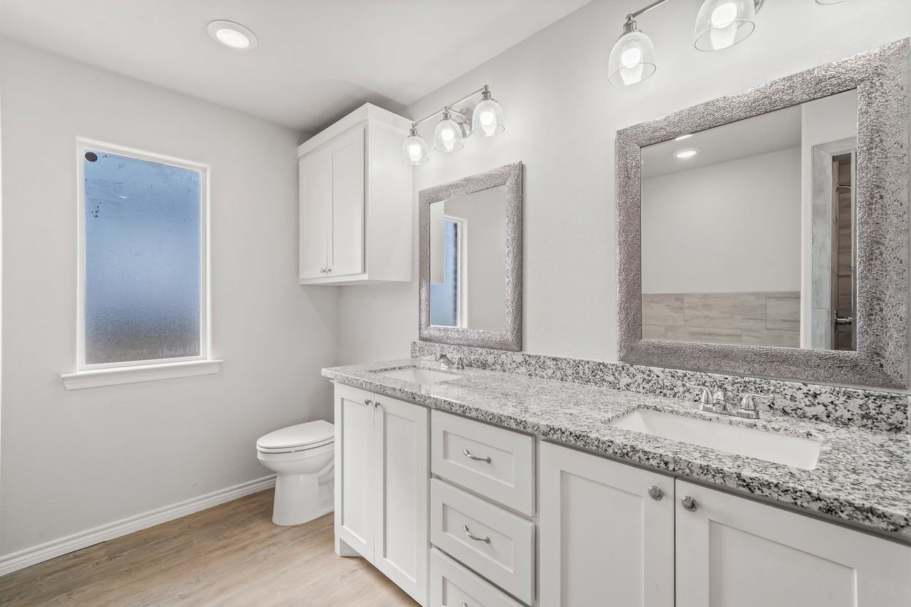 8807 N County Road 3200 - Photo 4 of 29