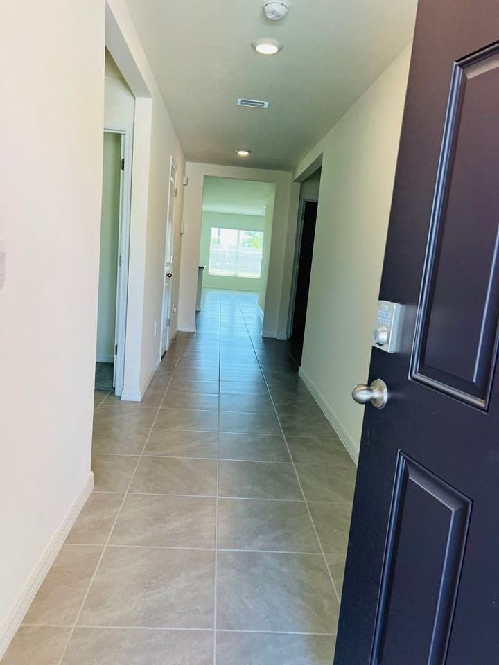 11472 Timber Grove Ln - Photo 3 of 24