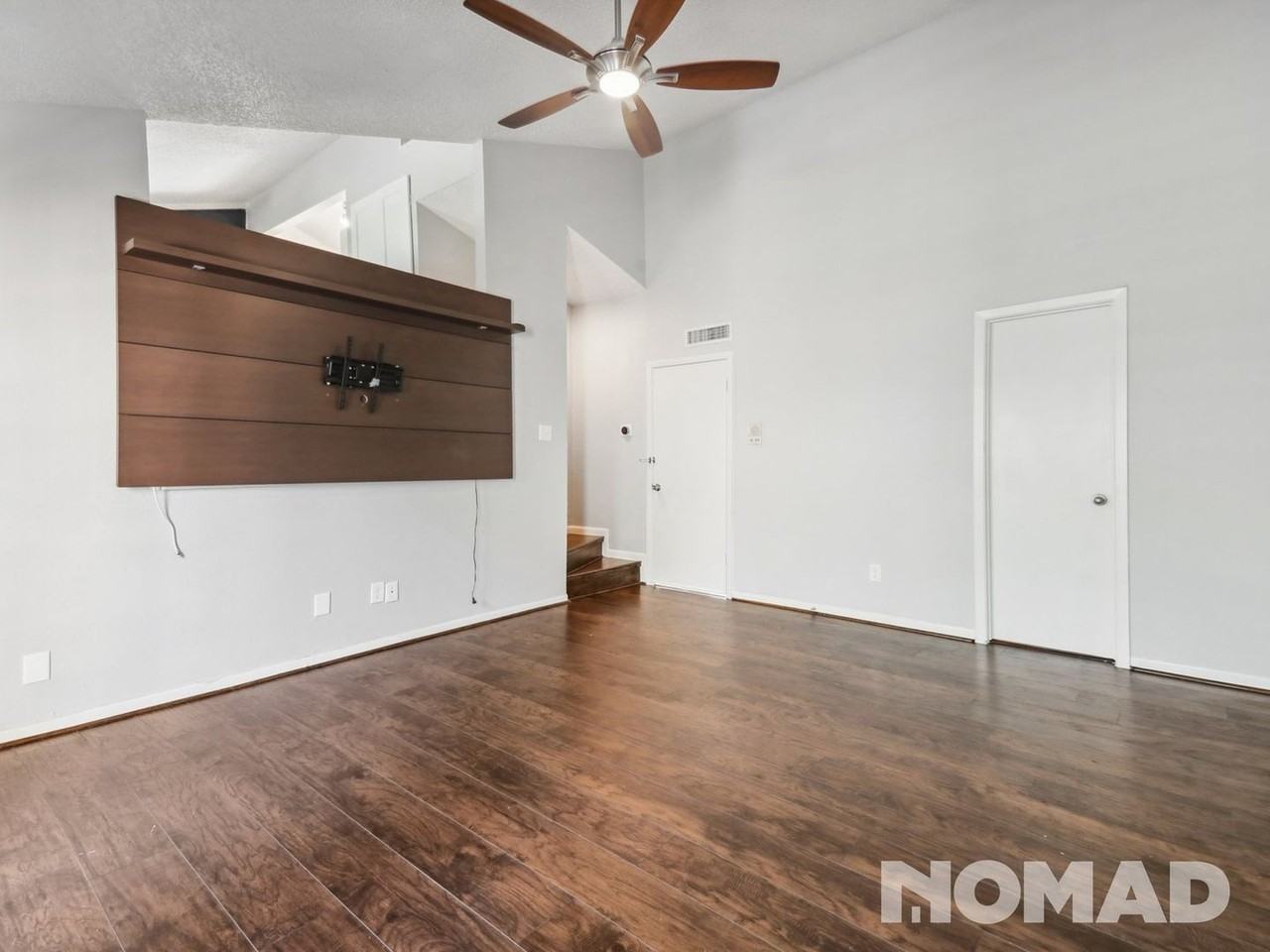 2908 Country Place Cir - Photo 7 of 35