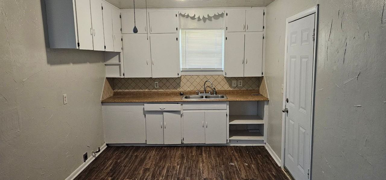 2501 Sw Murray Dr - Photo 3 of 32