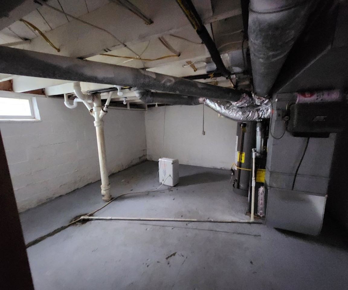 333 N Lincoln Ave - Photo 2 of 7