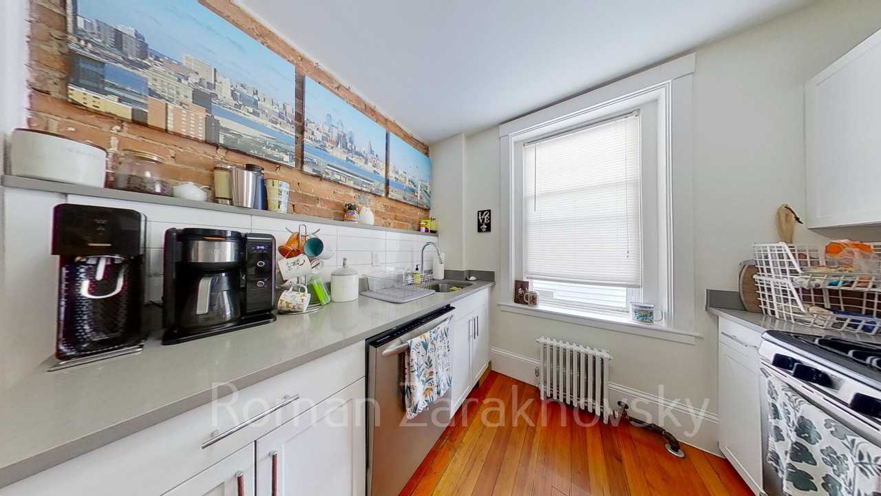 83 Harvard St #10A - Photo 2 of 25