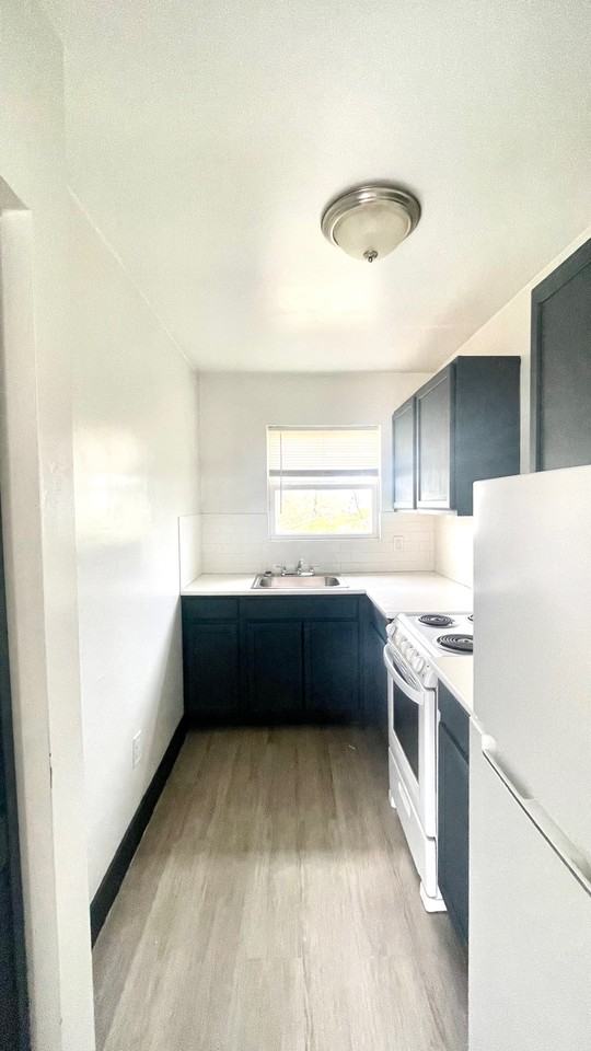 1068 Sutter Avenue #H - Photo 3 of 13