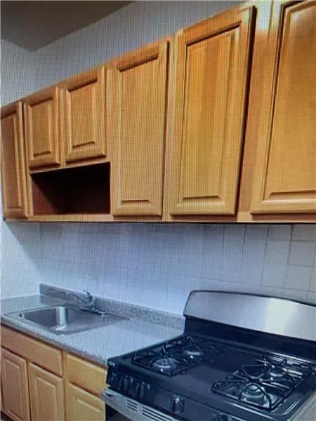 576 80th St #3R - Photo 2 of 7