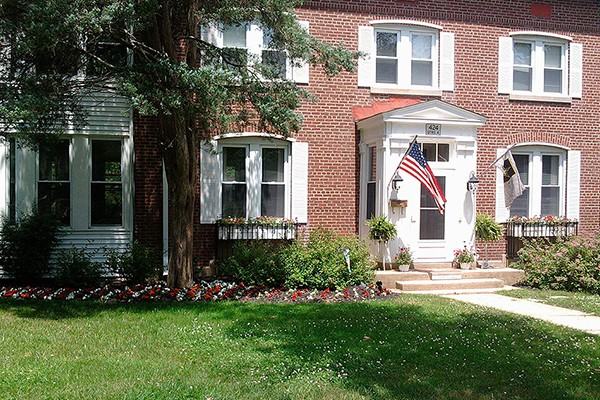 Lakehurst Family Homes - Photo 3 of 7