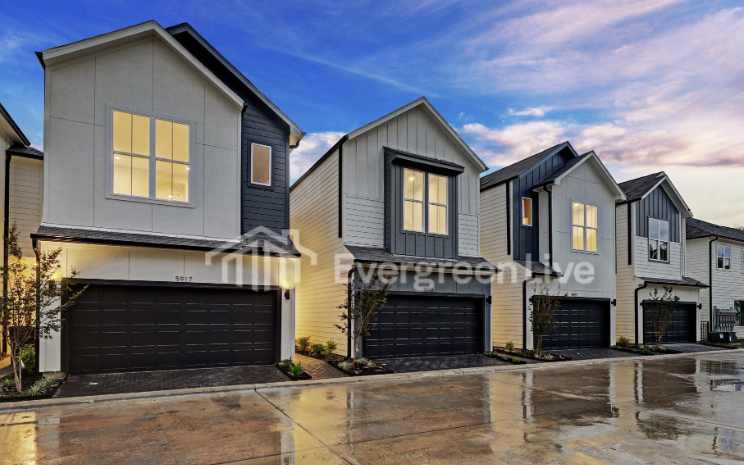 2608 Upper Quinn Way - Photo 2 of 14