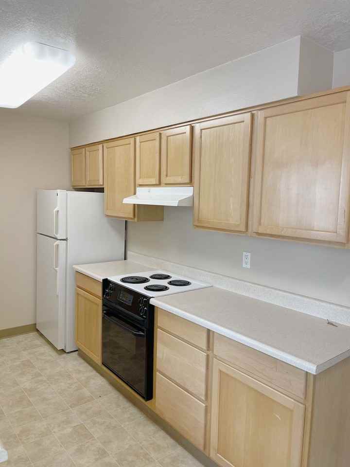 Roxclif Apartments - Photo 6 of 33