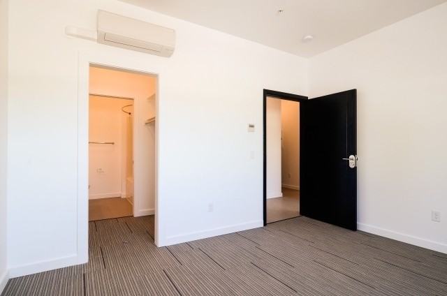 Park Place Apartments | 877 East Park Street - Photo 4 of 22