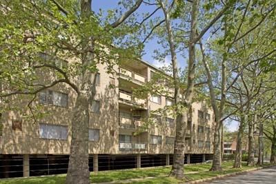 Sheffield House - Photo 3 of 4