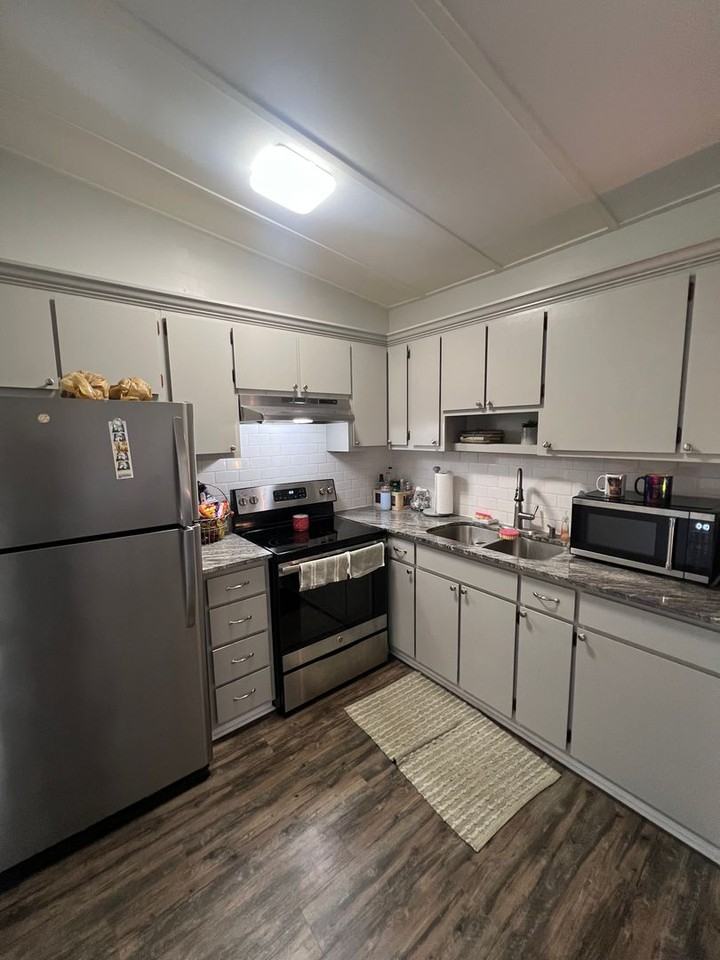 Carousel Village Apartments - Photo 6 of 50