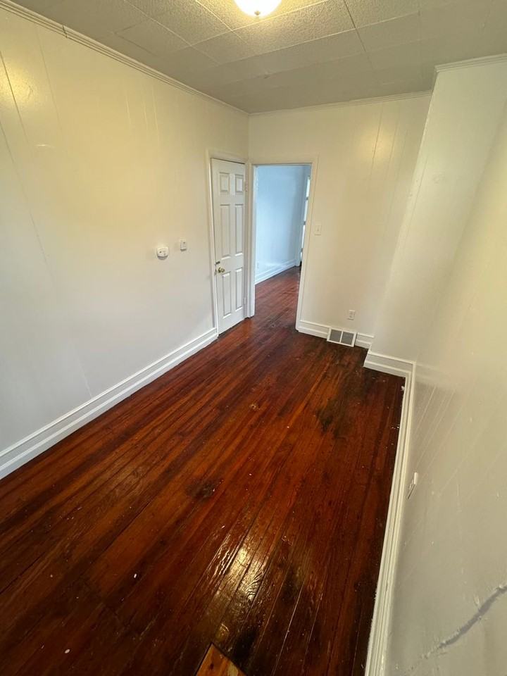 315 Miller Ln - Photo 3 of 12