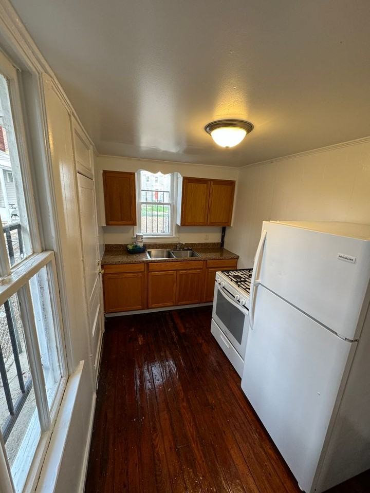 315 Miller Ln - Photo 4 of 12