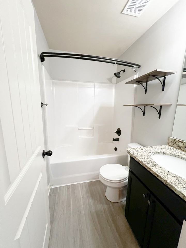 2291 Mccormick Ln - Photo 7 of 8