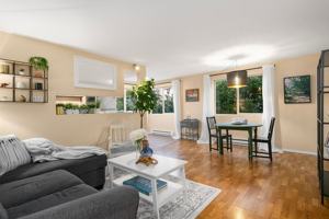 featured image of 226 Broadway #22