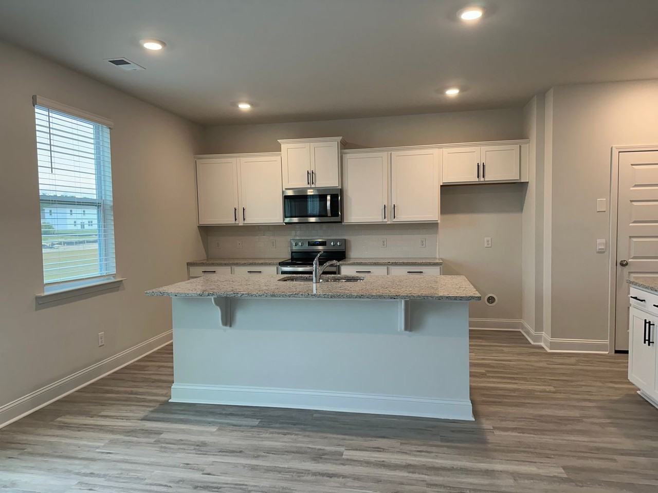 487 Logging Hill Dr - Photo 7 of 17