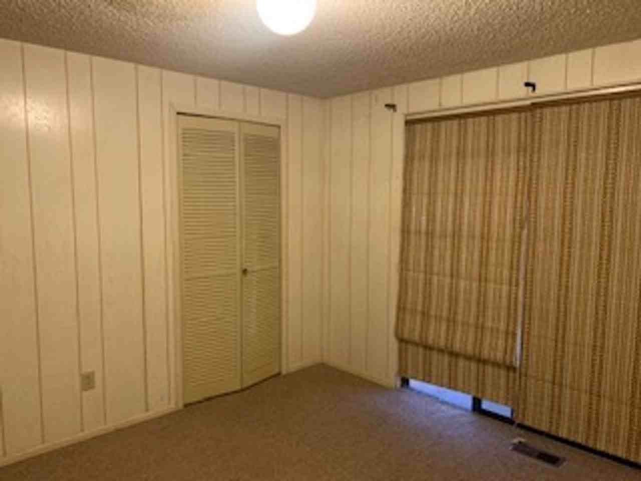 1140 College Ave - Photo 3 of 17
