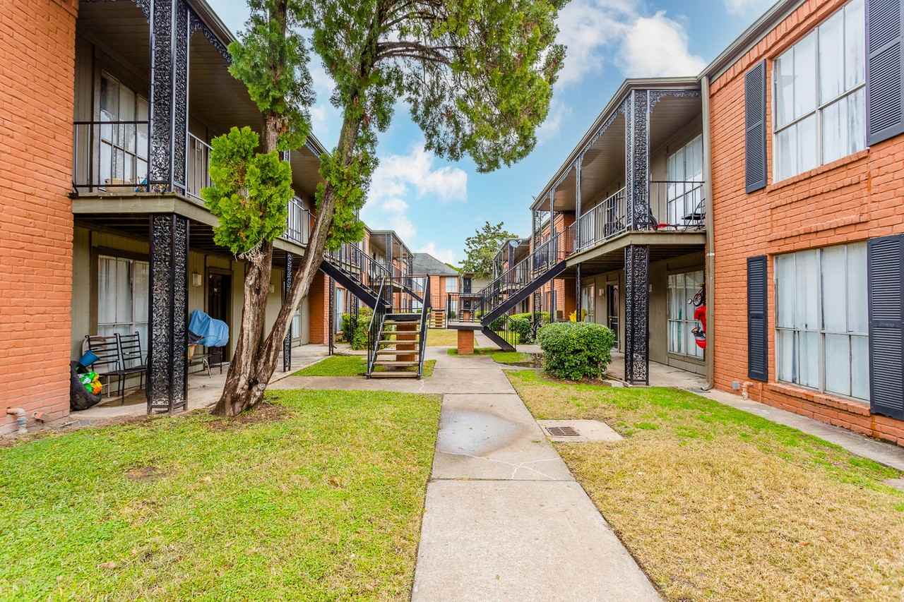 Town Park Apartments 10201 Harwin Dr, Houston, TX 77036 Zumper