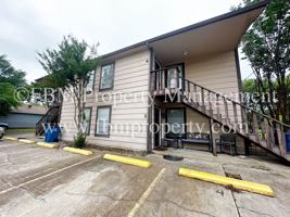 featured image of 2612 W Sycamore Ave
