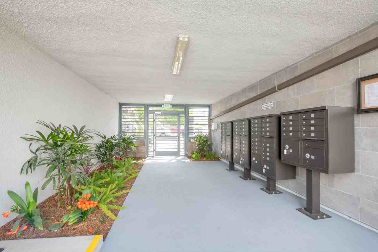 Terrace Villas Apartments - Photo 3 of 6