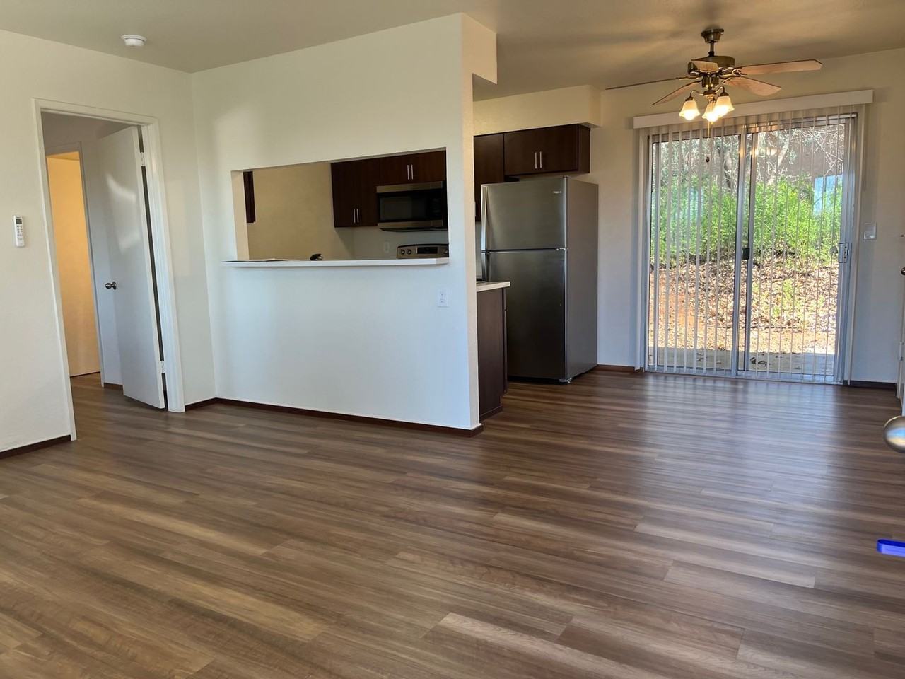 Academy Oaks - Photo 4 of 13