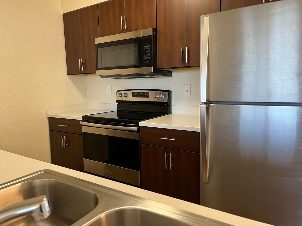 Academy Oaks - Photo 6 of 13