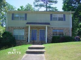 featured image of 1733 1733 & 1735 6th Place NW