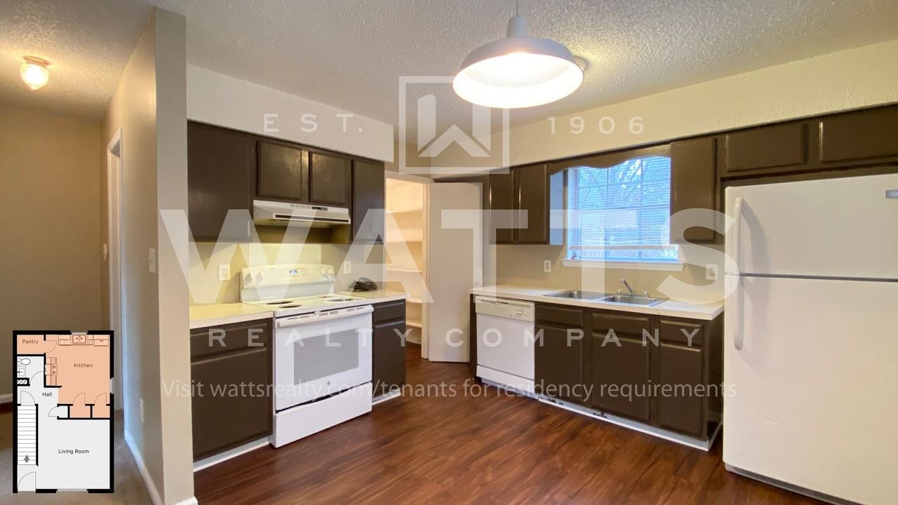 Bridlewood Duplex - Photo 3 of 9