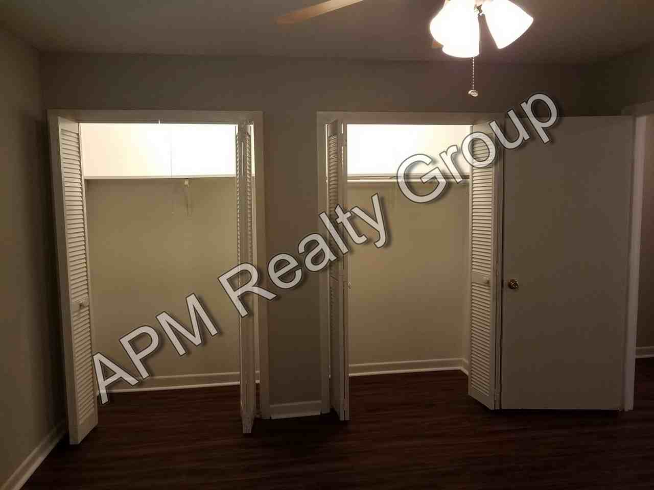 101 Cherry Hall Dr - Photo 6 of 10