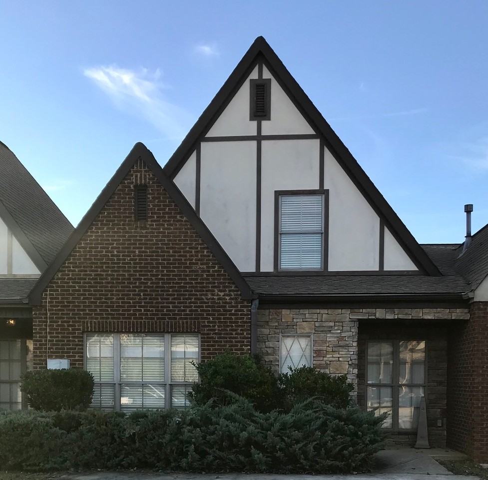 6079 Townley Ct - Photo 2 of 19