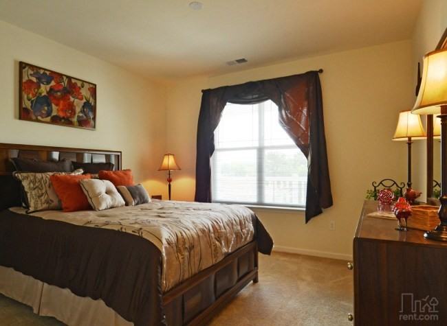 Addison Court - Photo 3 of 30