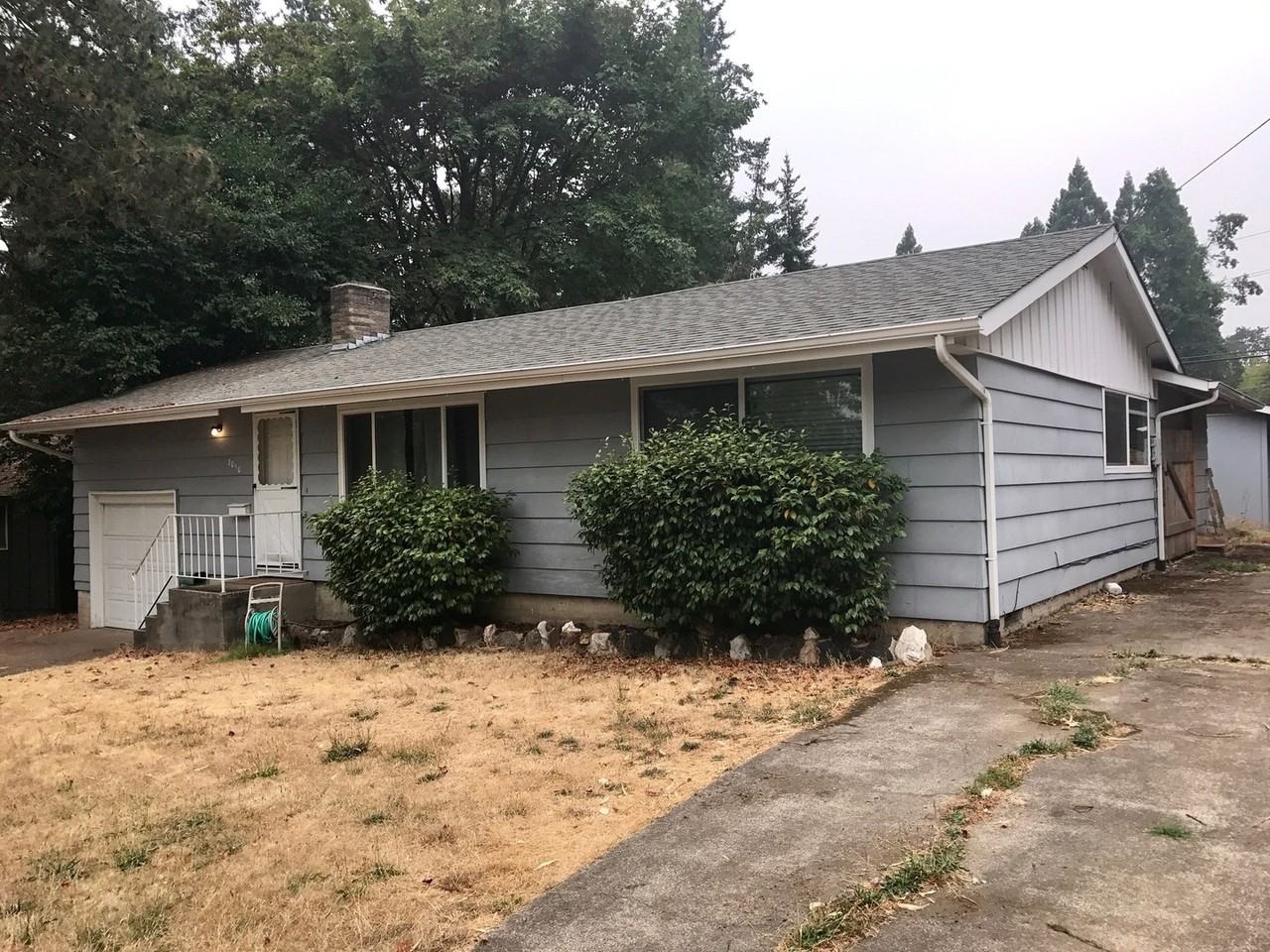 3050 Onyx St - Photo 2 of 11