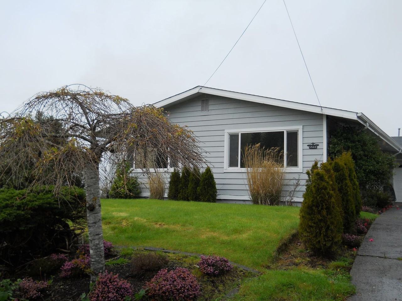 3560 Grand Ave - Photo 3 of 33